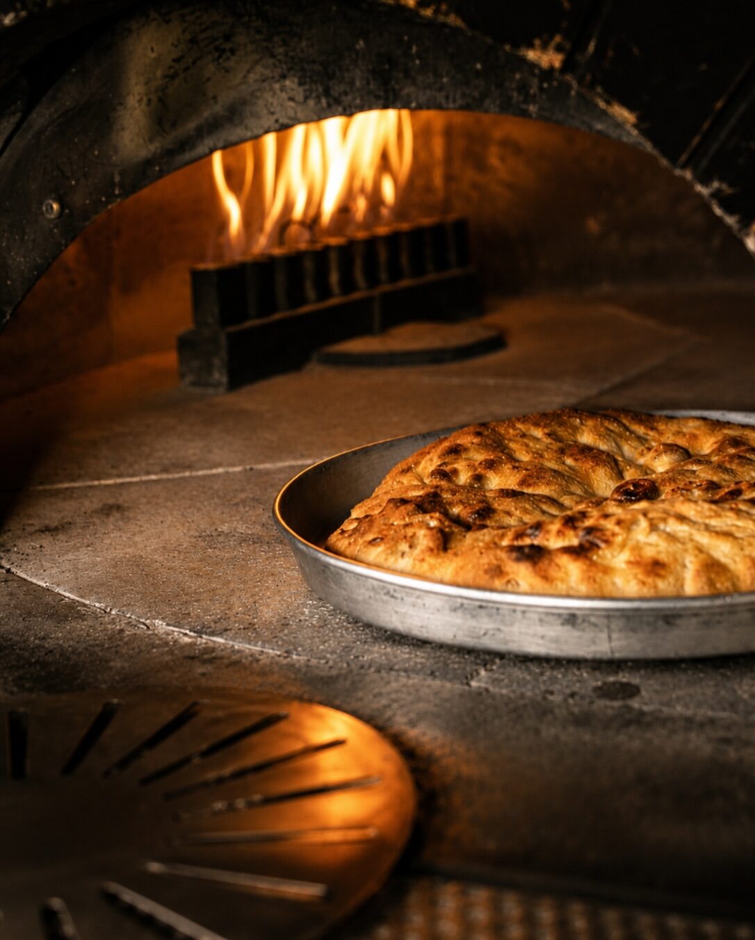 La focaccia al padellino nel forno